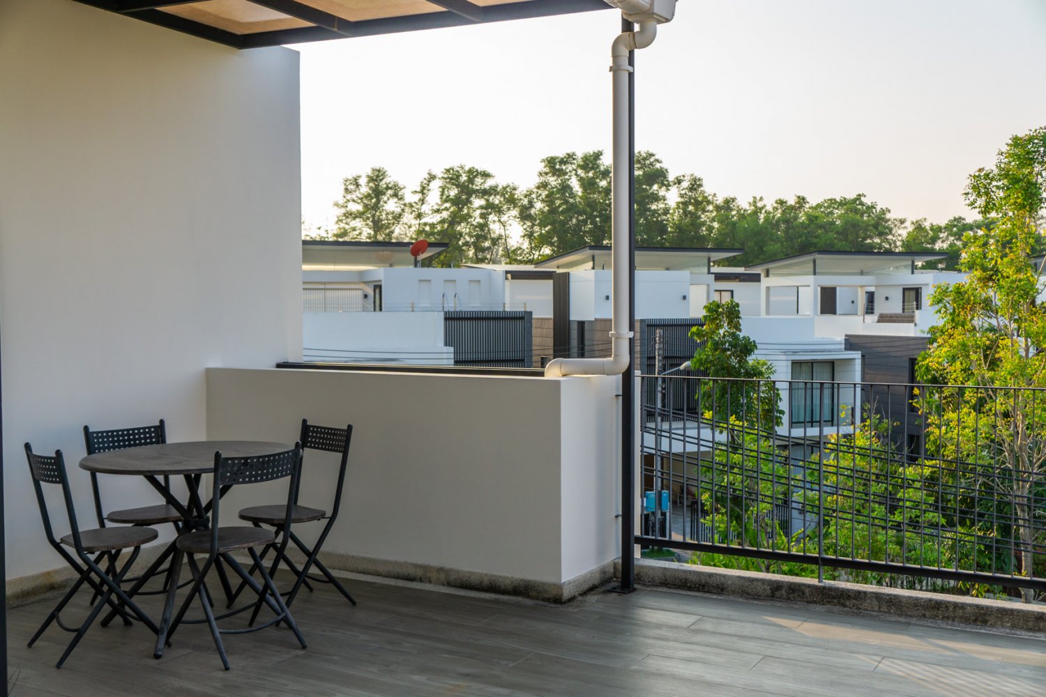 Property image - full photo 28