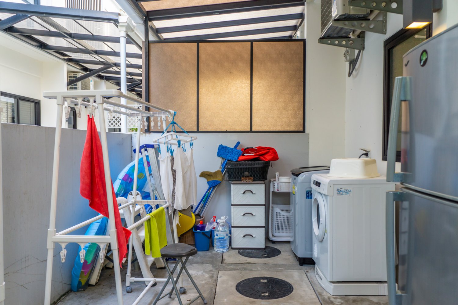 Property image - full photo 8