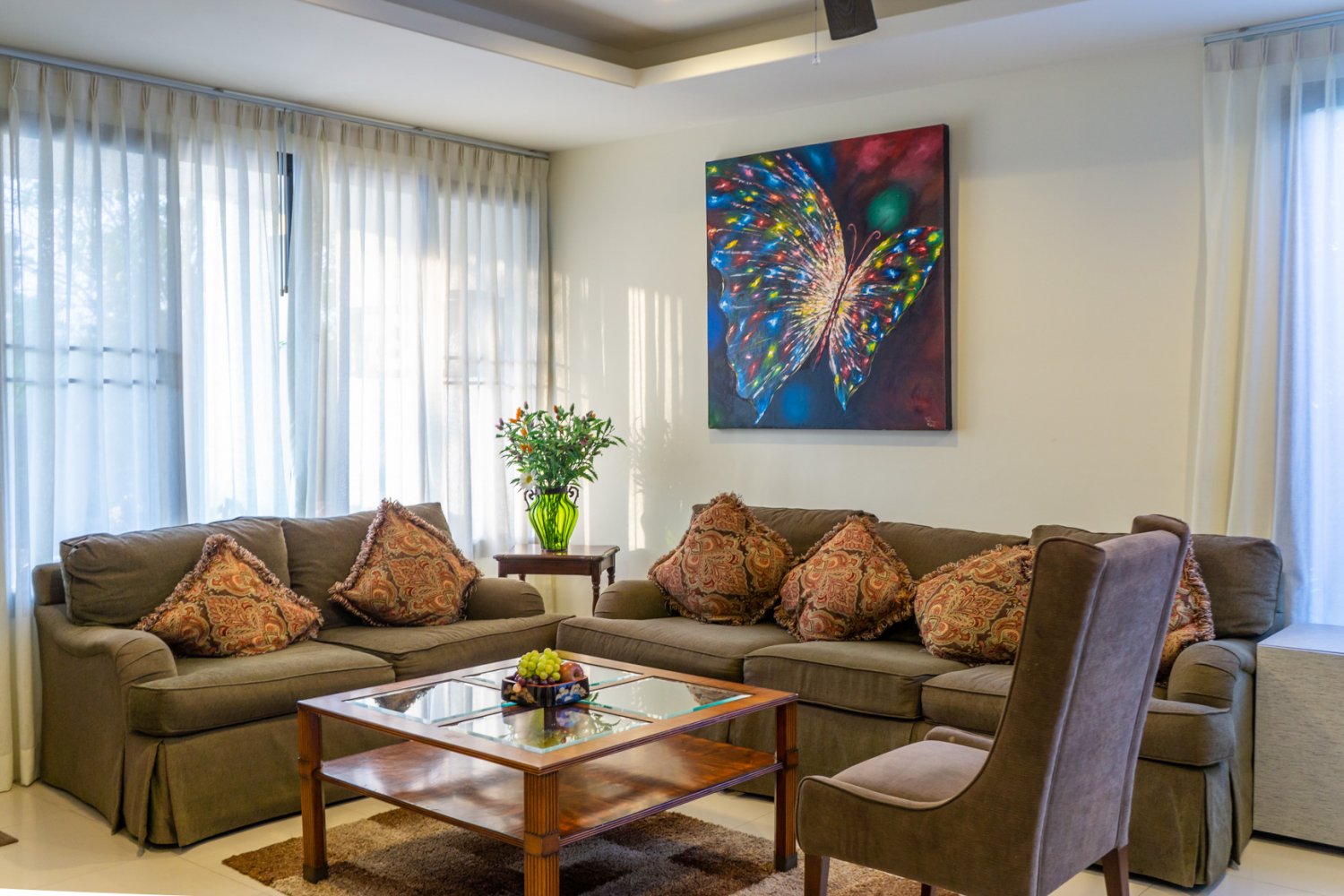 Property image - full photo 3