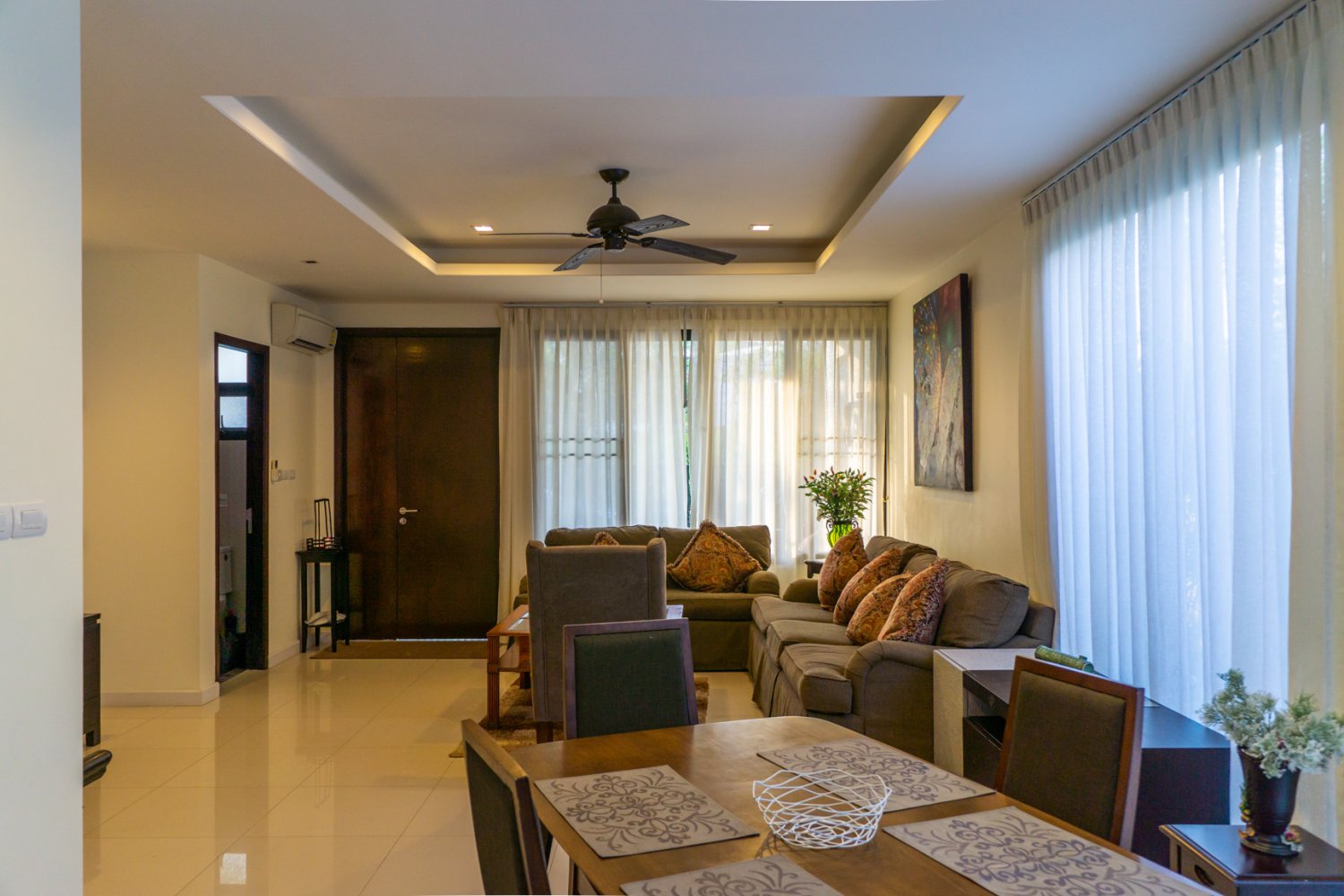 Property image - full photo 1