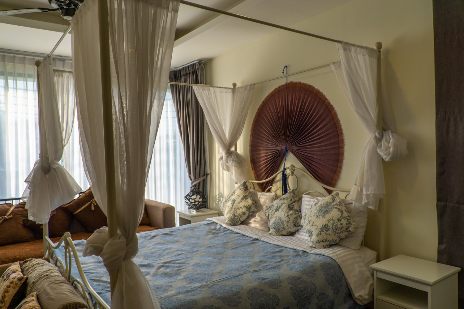 Property image - full photo 10