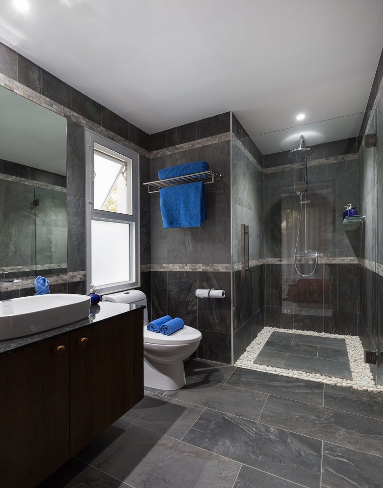 Property image - full photo 29