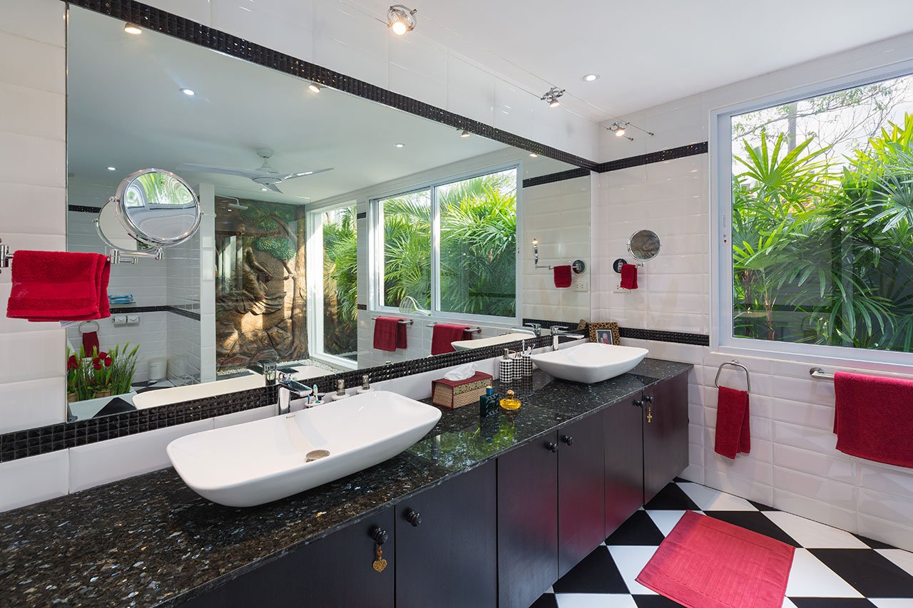 Property image - full photo 22