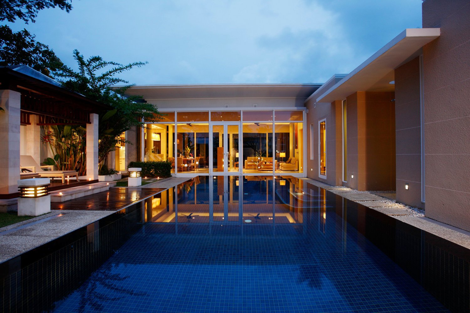 Property image - full photo 1