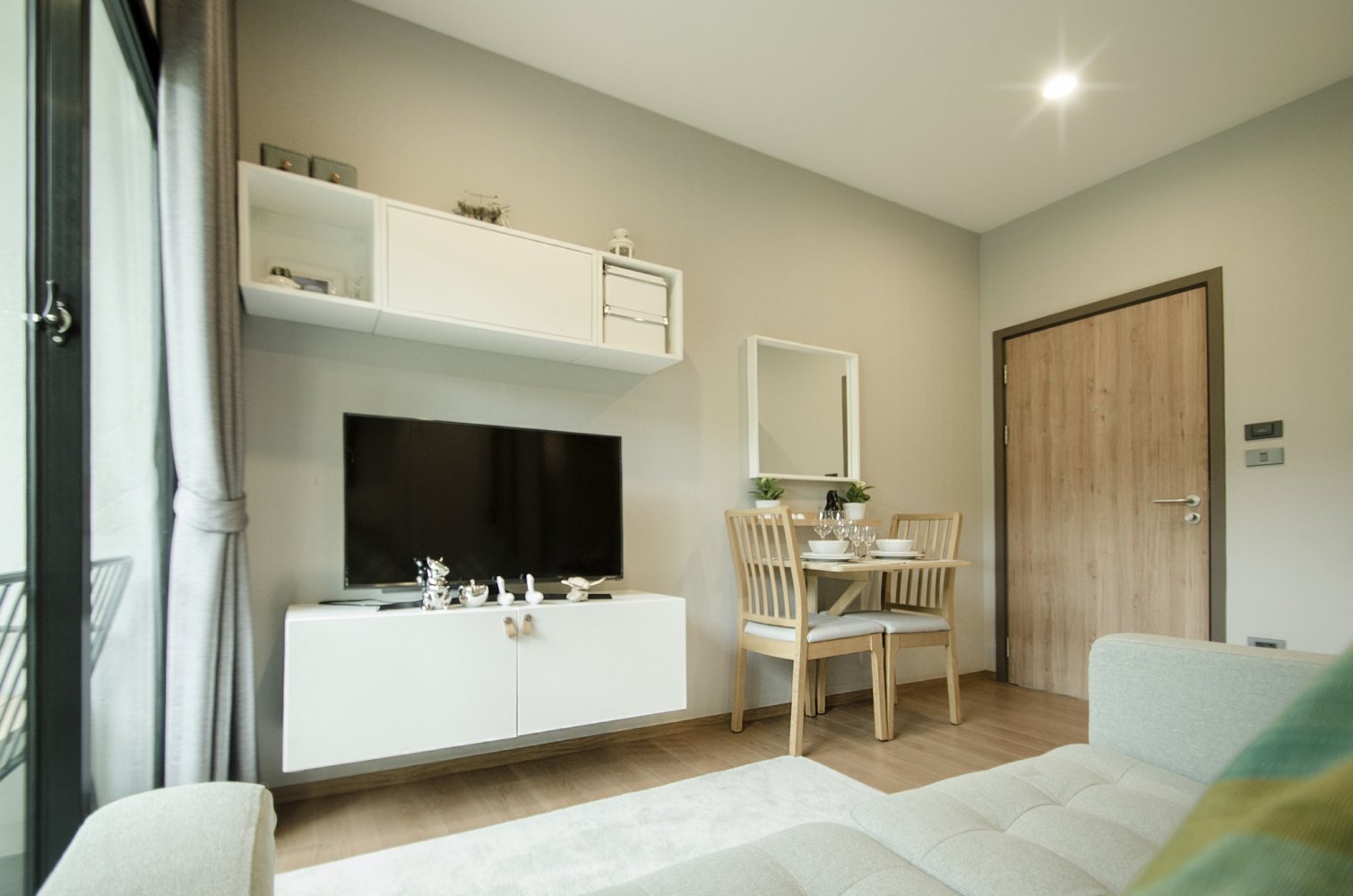 Property image - full photo 4