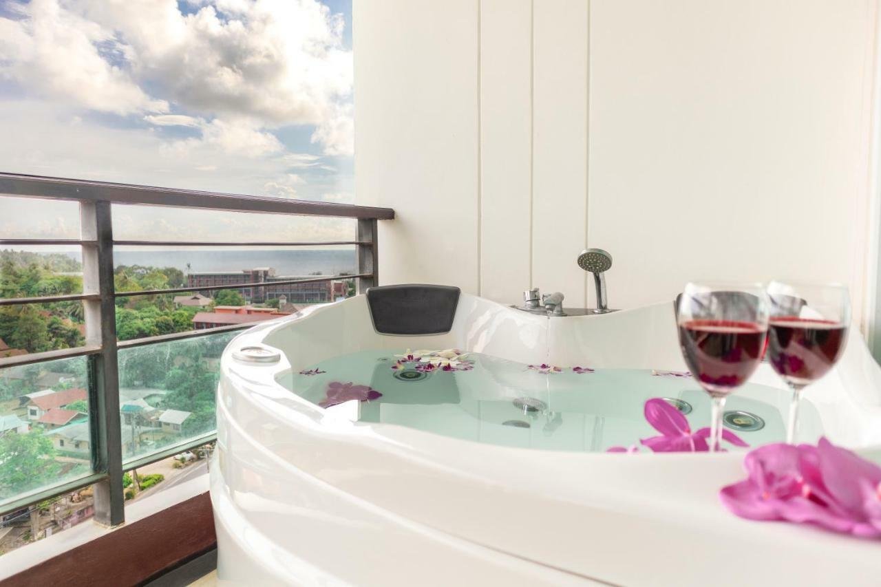Property image - full photo 6