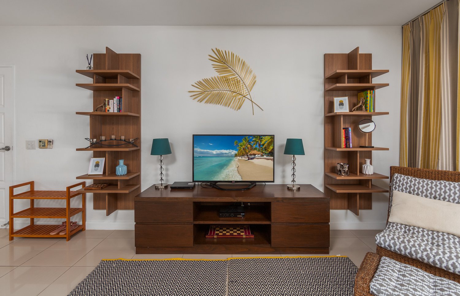 Property image - full photo 15