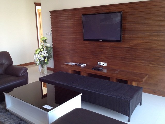 Property image - full photo 4