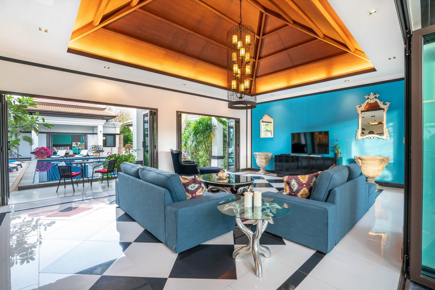 Property image - full photo 8
