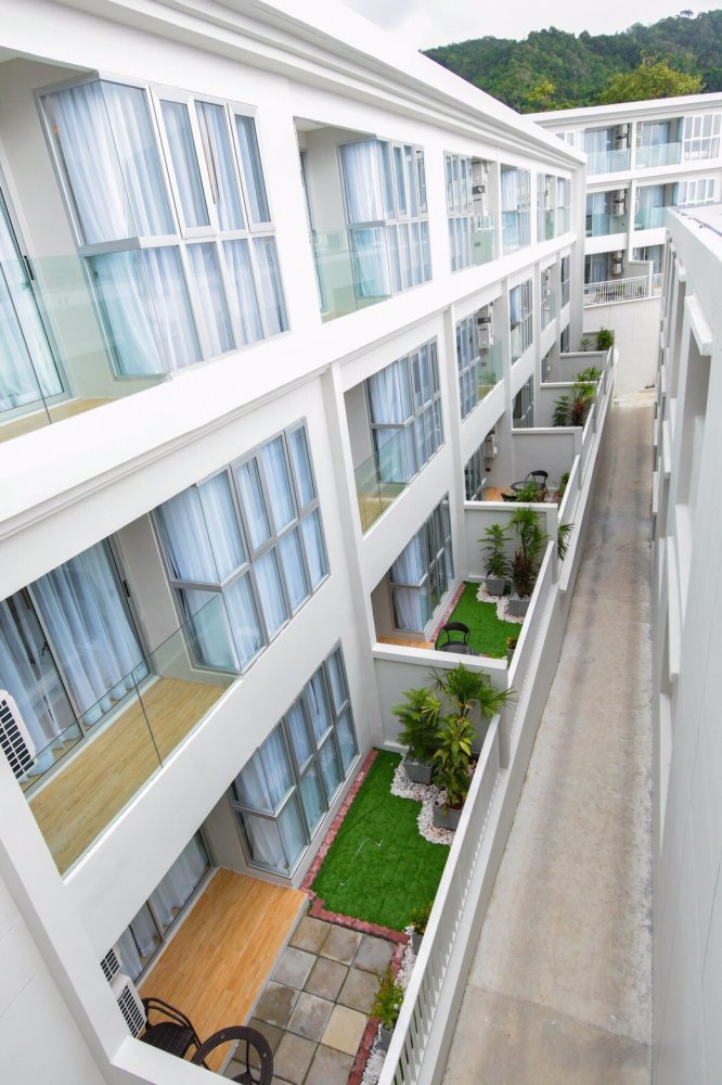 Property image - full photo 8