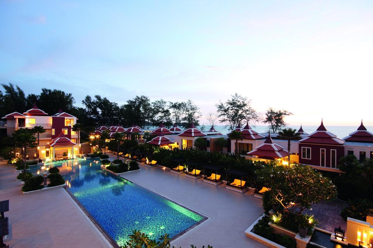 Property image - full photo 2