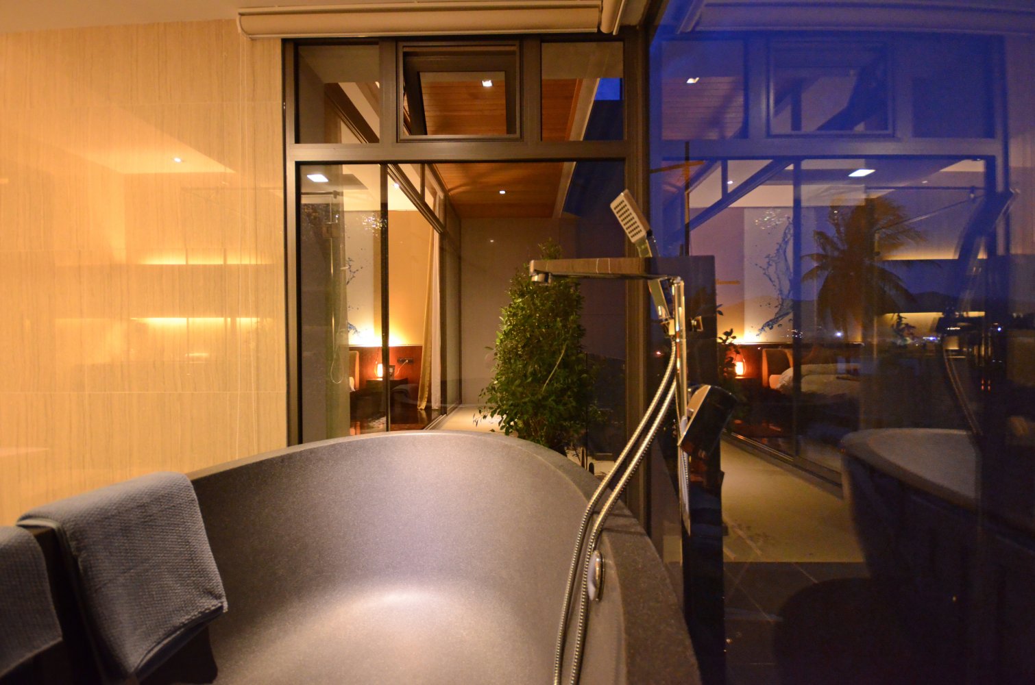 Property image - full photo 14