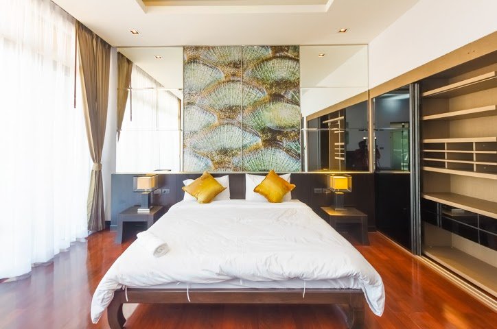Property image - full photo 22