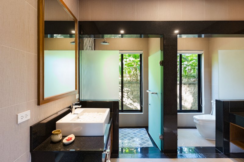 Property image - full photo 12