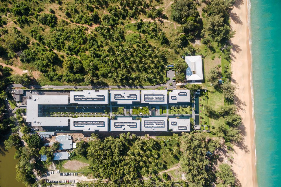 Property image - full photo 2