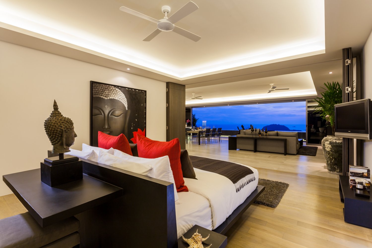 Property image - full photo 14