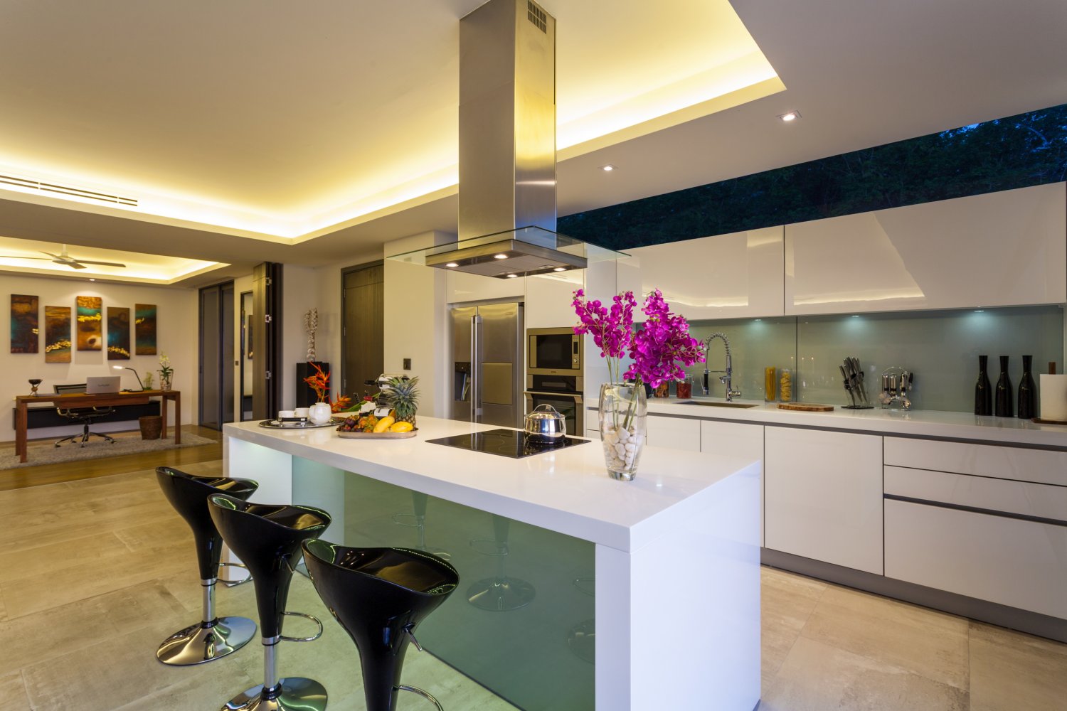 Property image - full photo 9