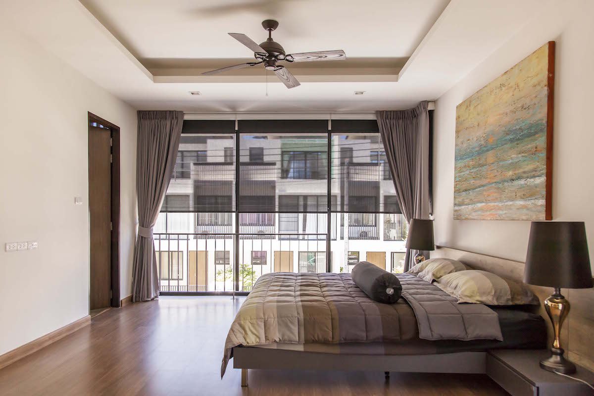 Property image - full photo 36