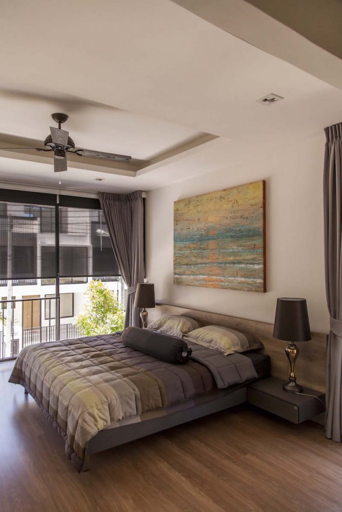Property image - full photo 35