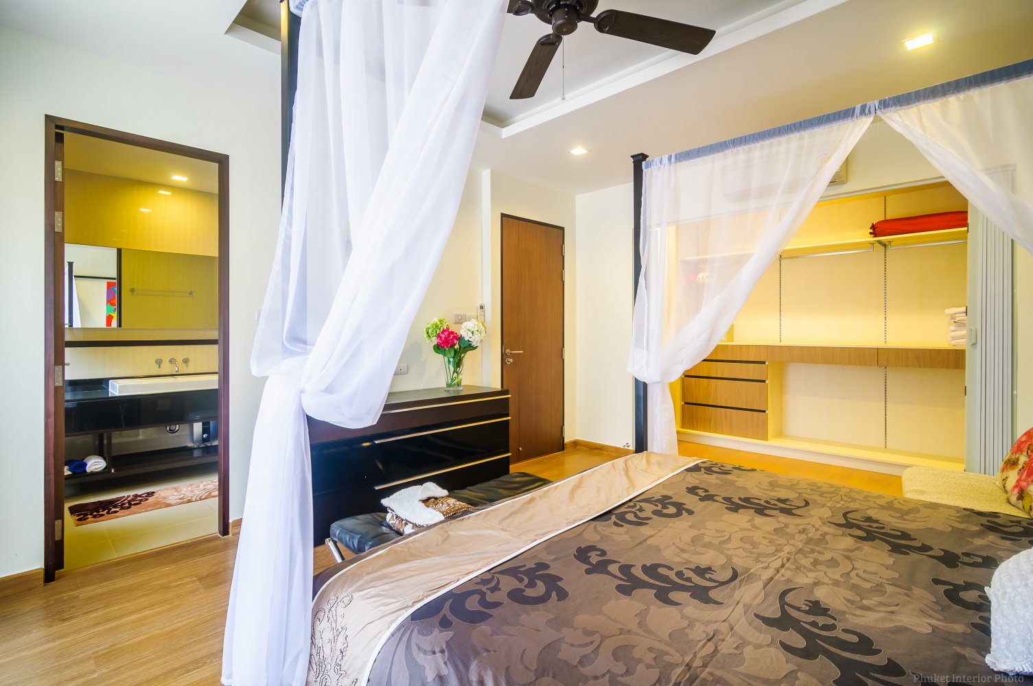 Property image - full photo 36