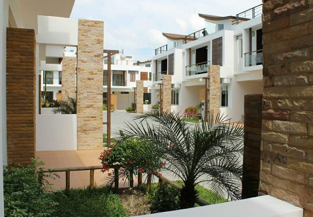 Property image - full photo 4
