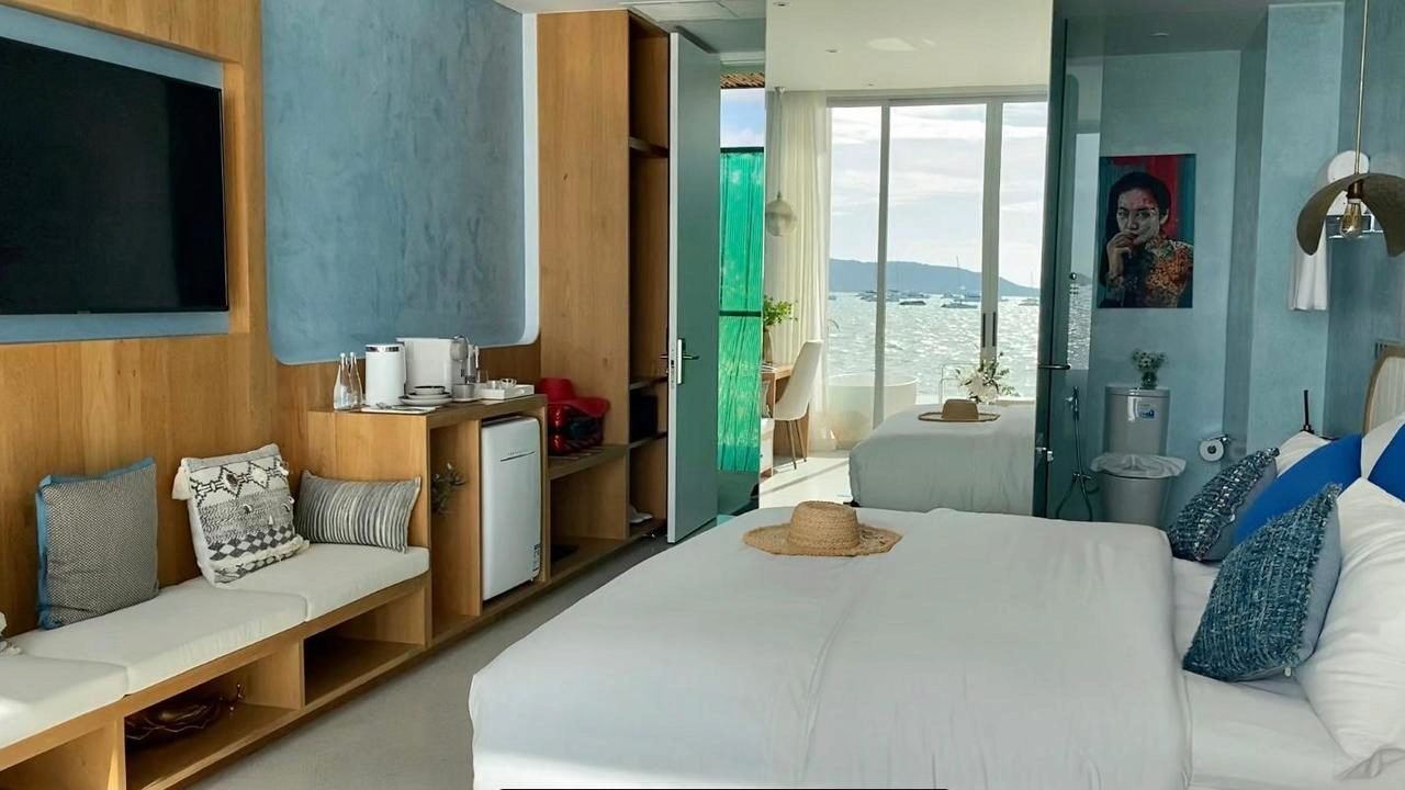 Property image - full photo 6