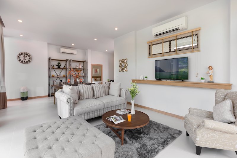 Property image - full photo 32