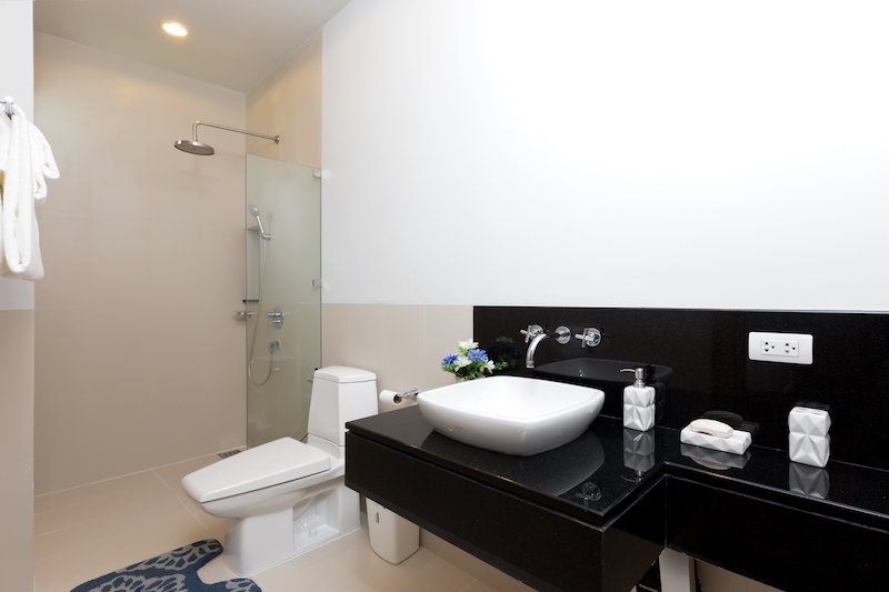 Property image - full photo 10