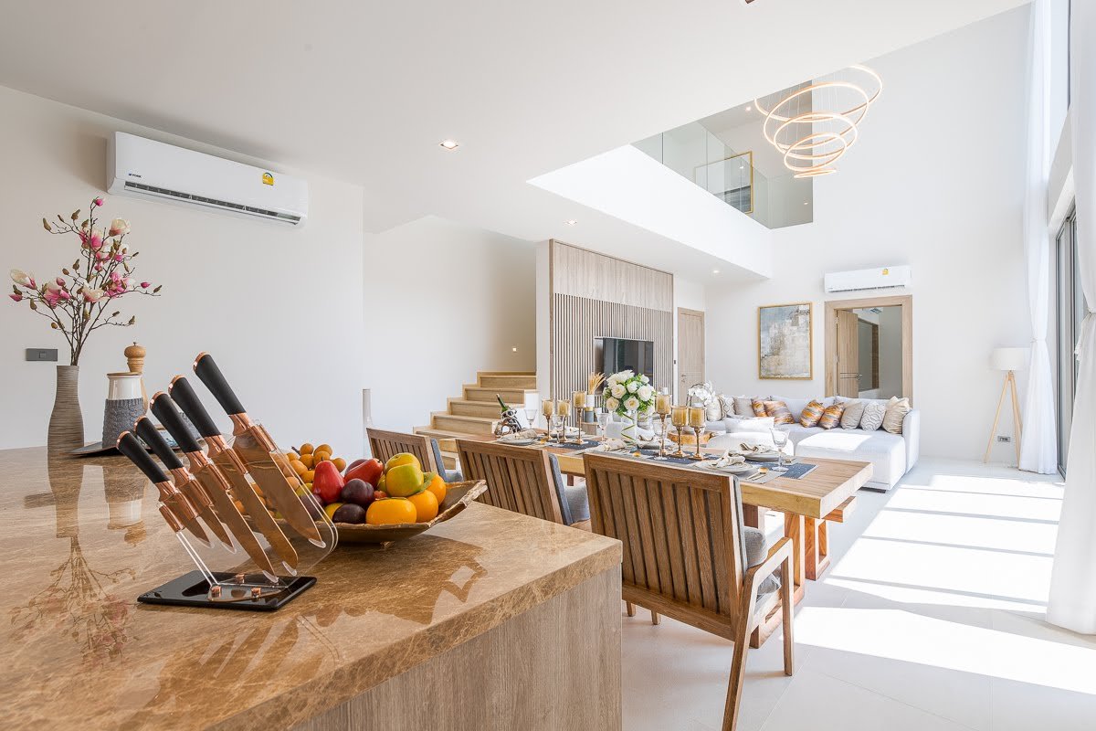 Property image - full photo 9