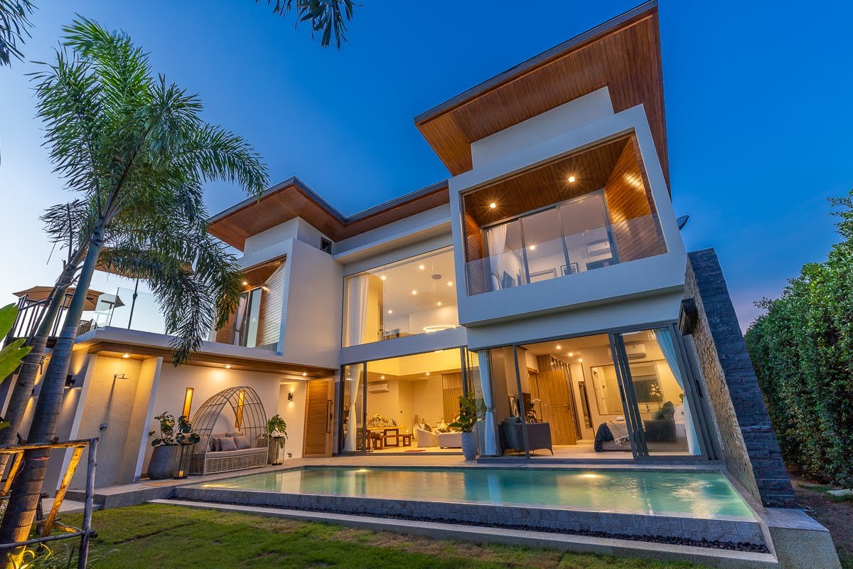 Property image - full photo 43