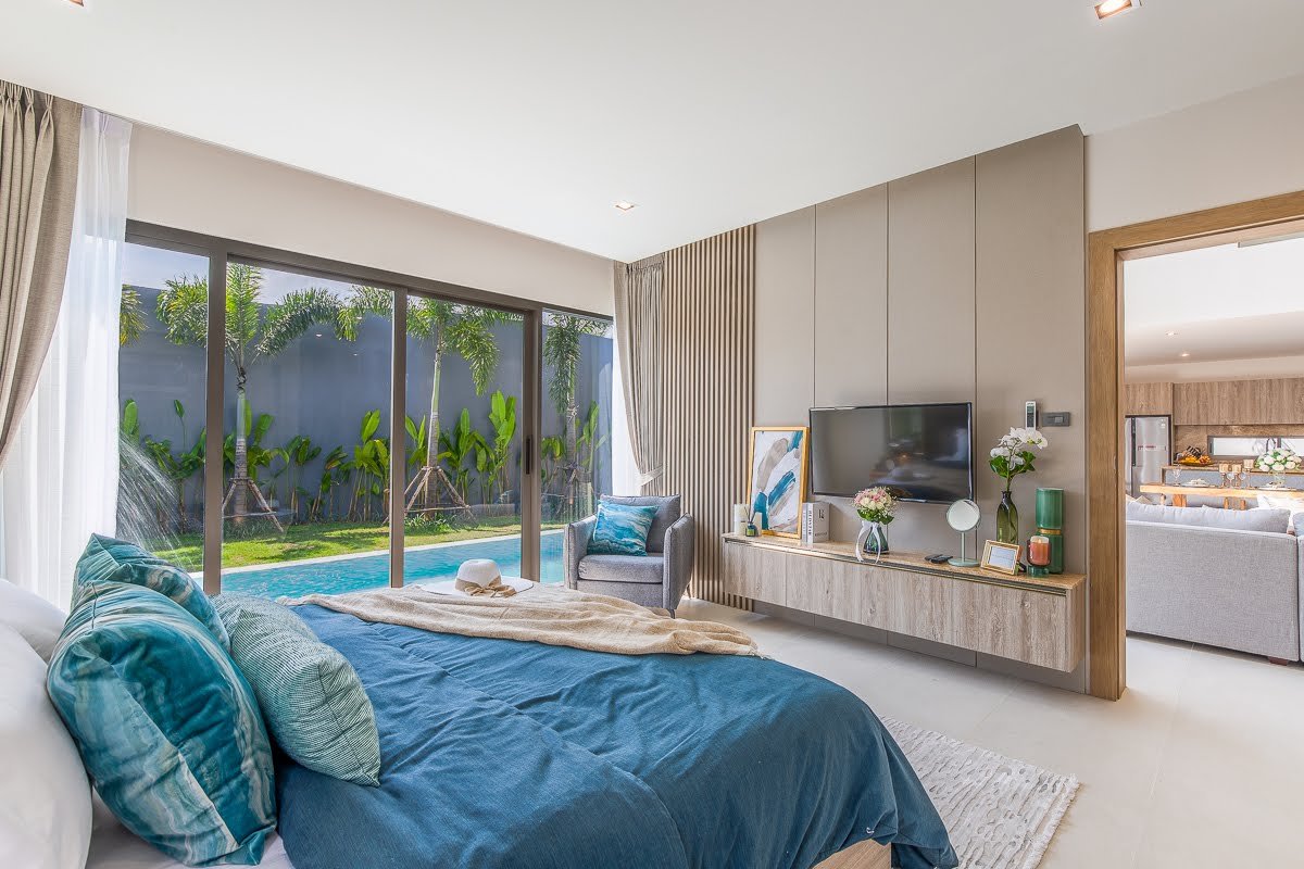 Property image - full photo 13