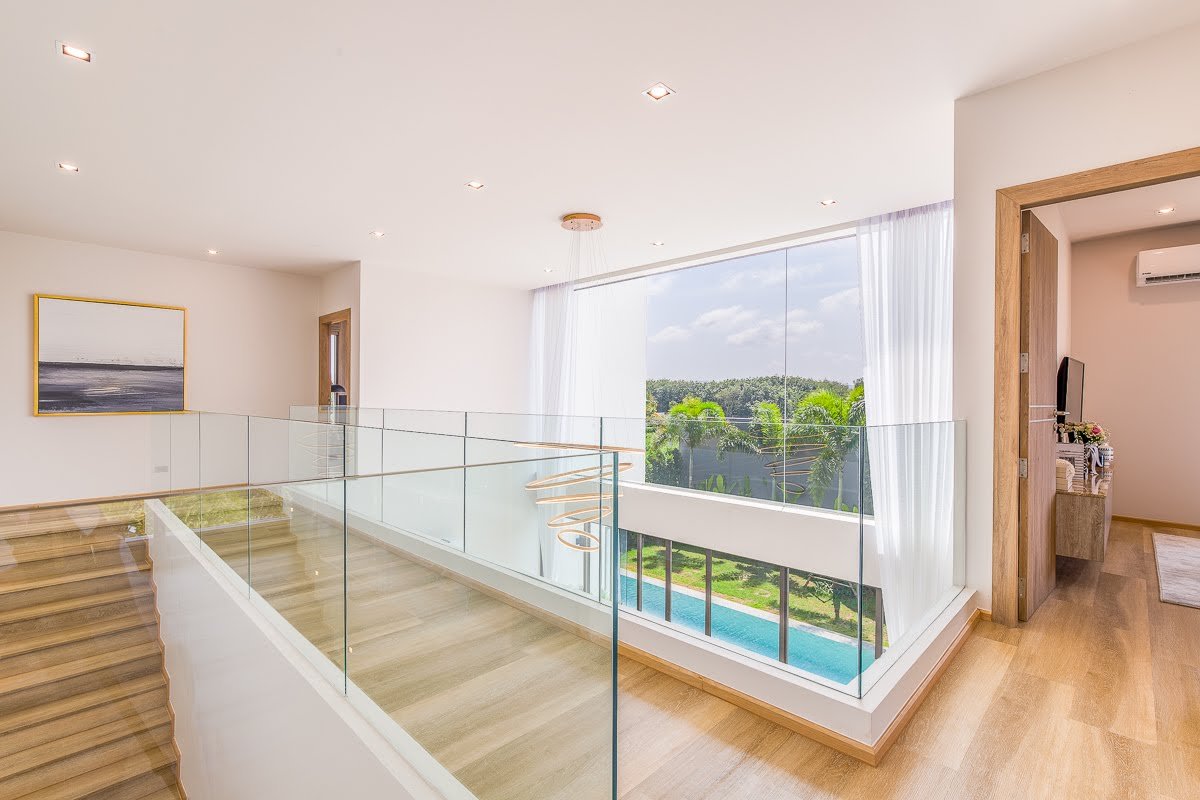 Property image - full photo 24