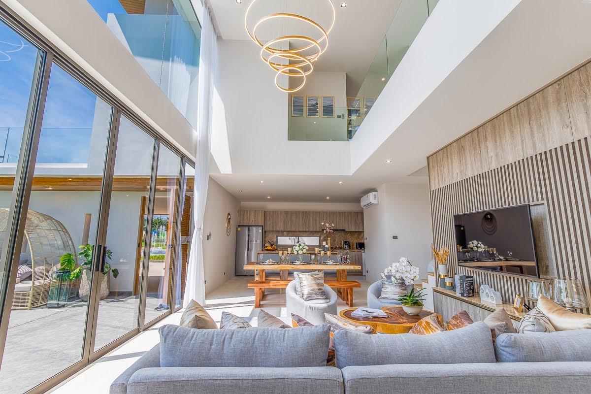 Property image - full photo 5