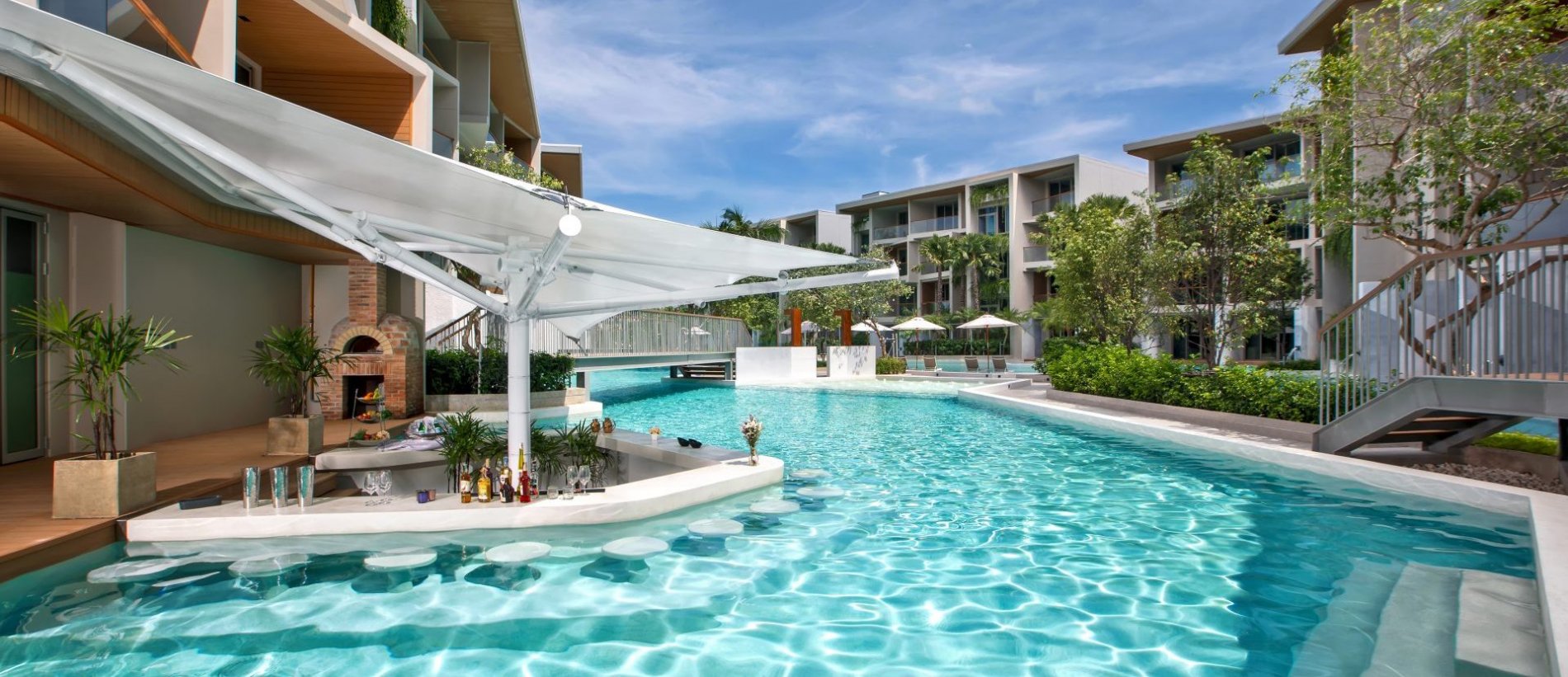 Property image - full photo 2
