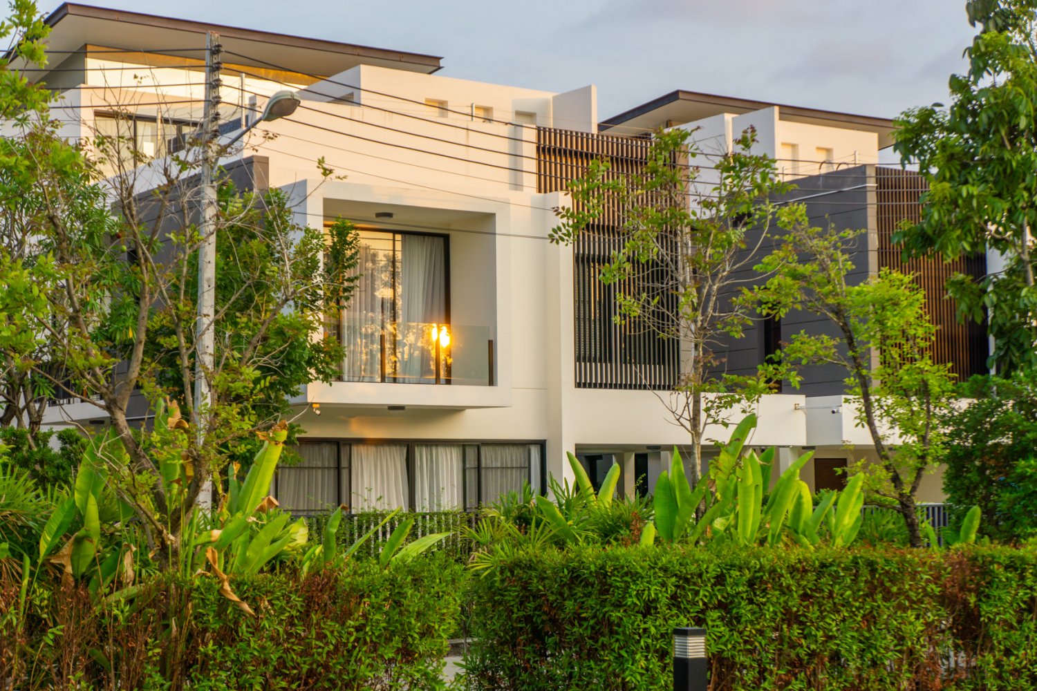 Property image - full photo 4