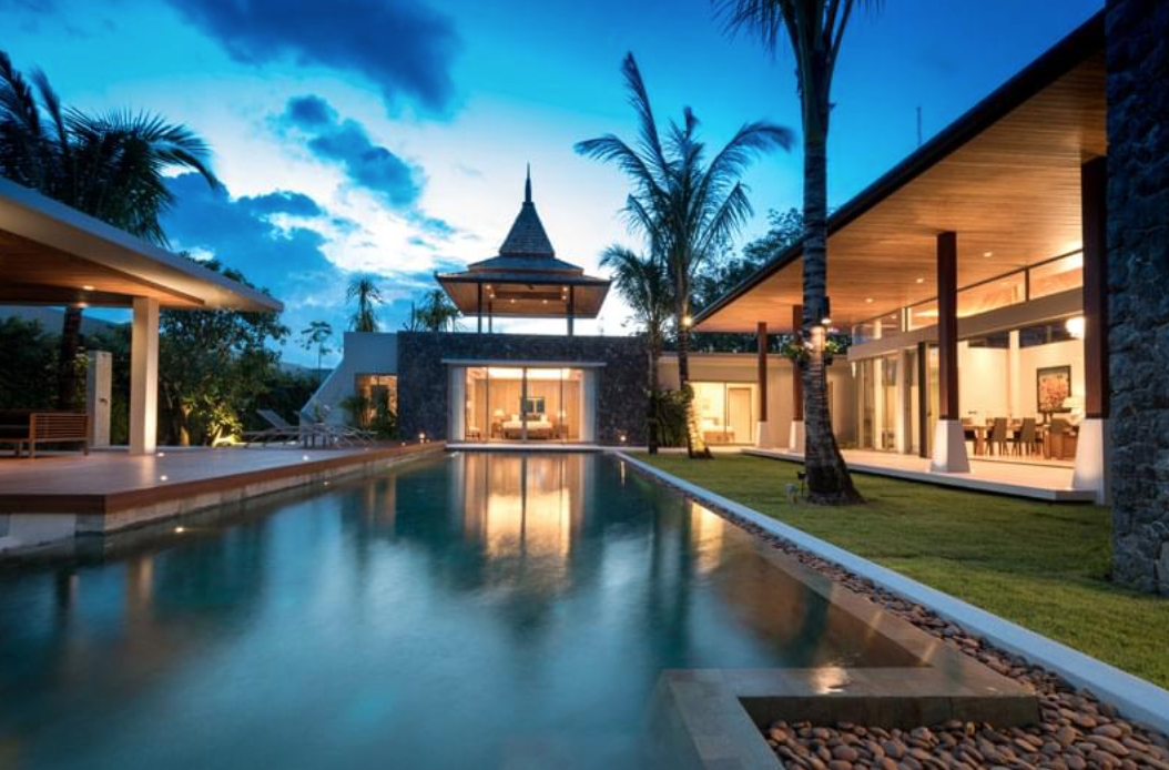 Property image - full photo 2