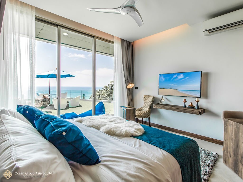 Property image - full photo 11