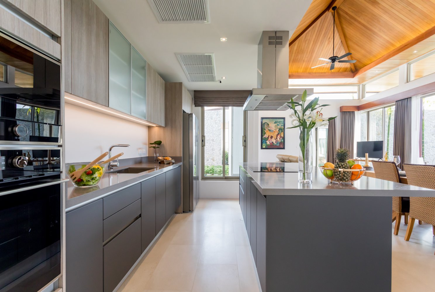 Property image - full photo 5