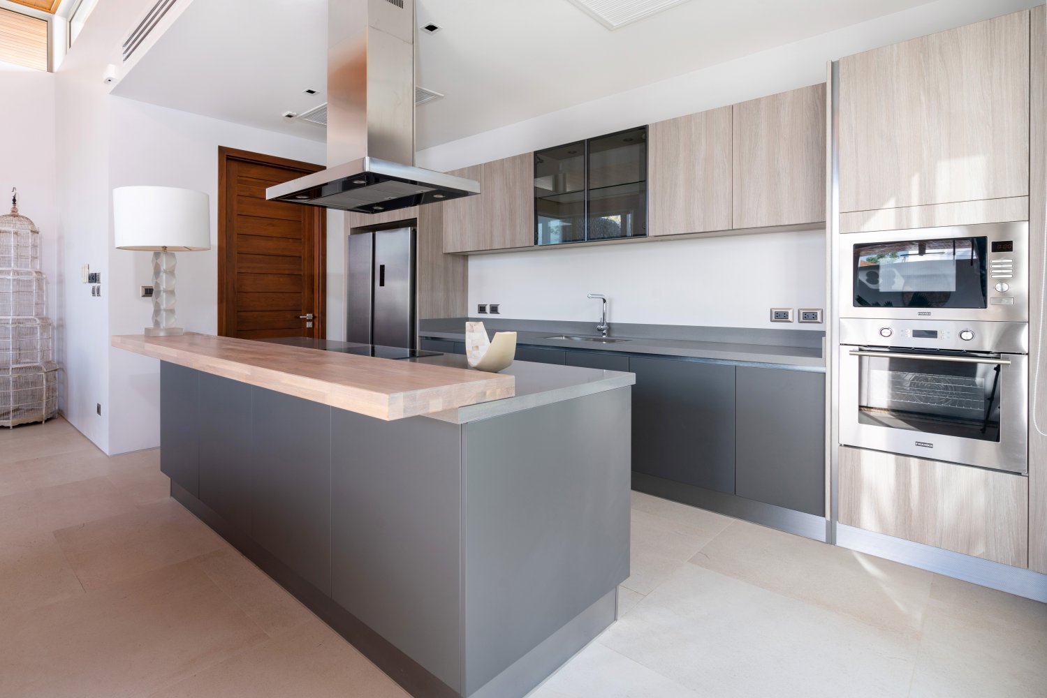 Property image - full photo 13