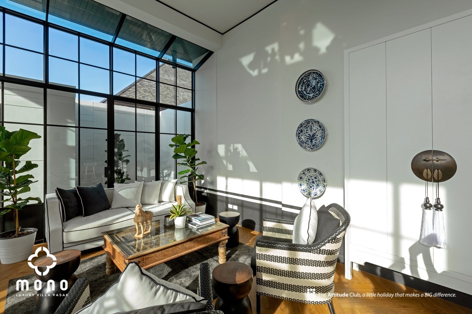 Property image - full photo 2