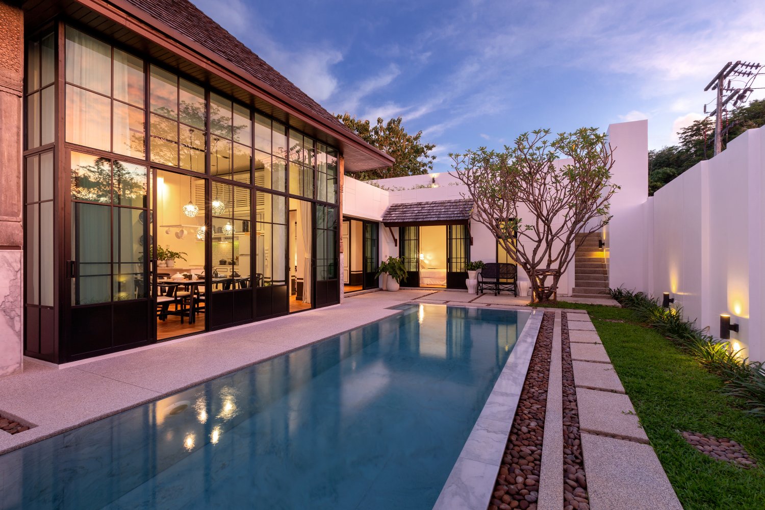 Property image - full photo 1