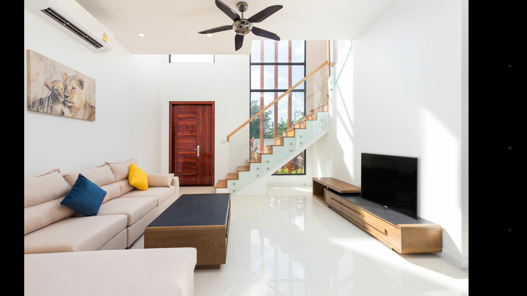 Property image - full photo 12