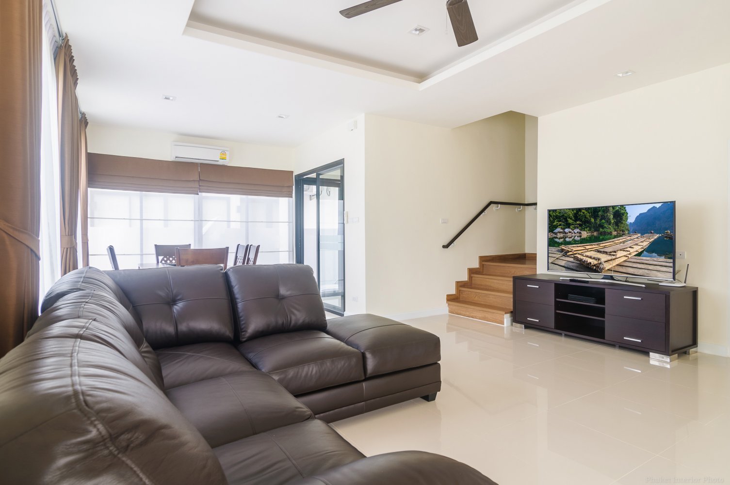 Property image - full photo 19