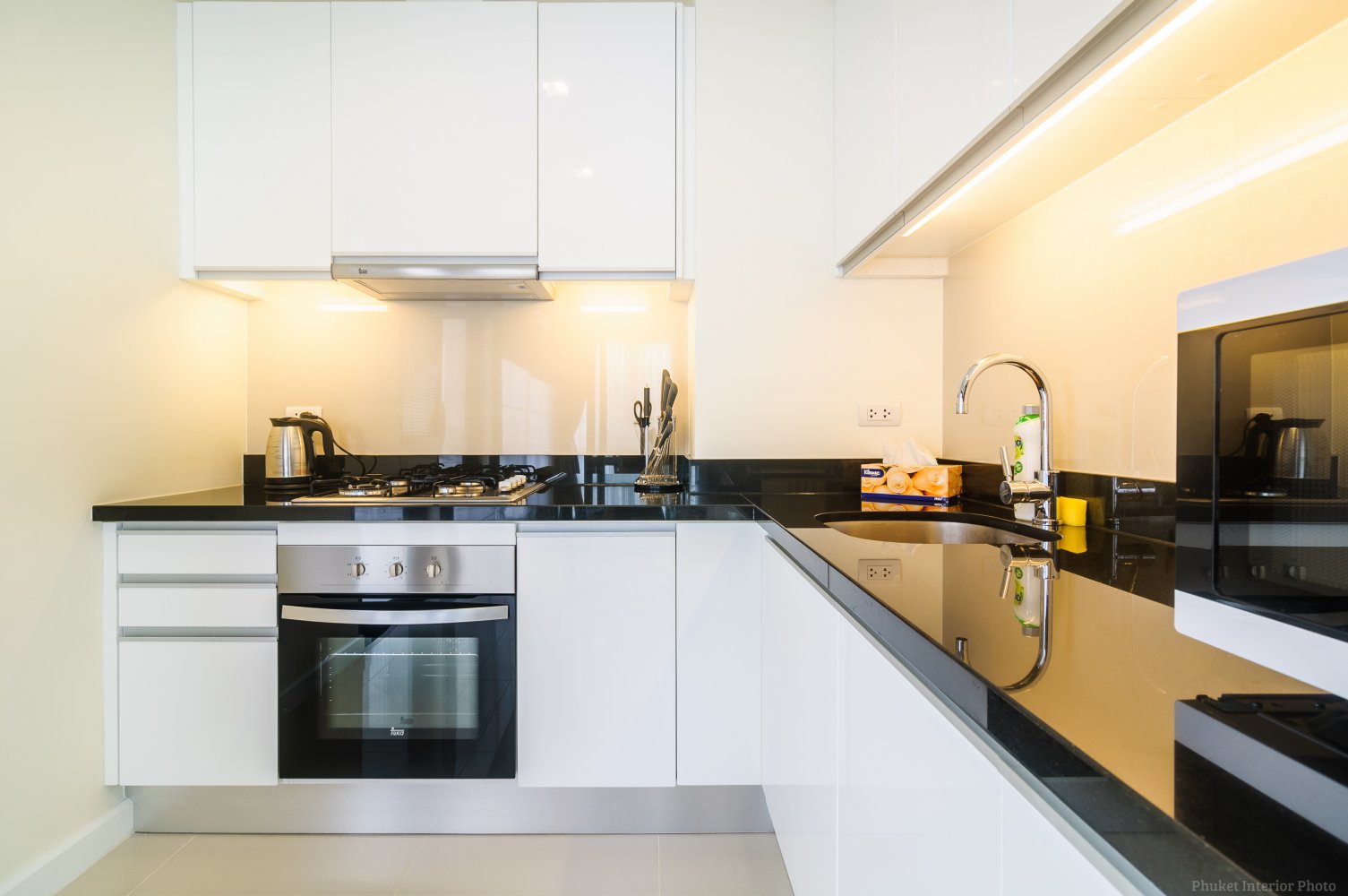 Property image - full photo 28