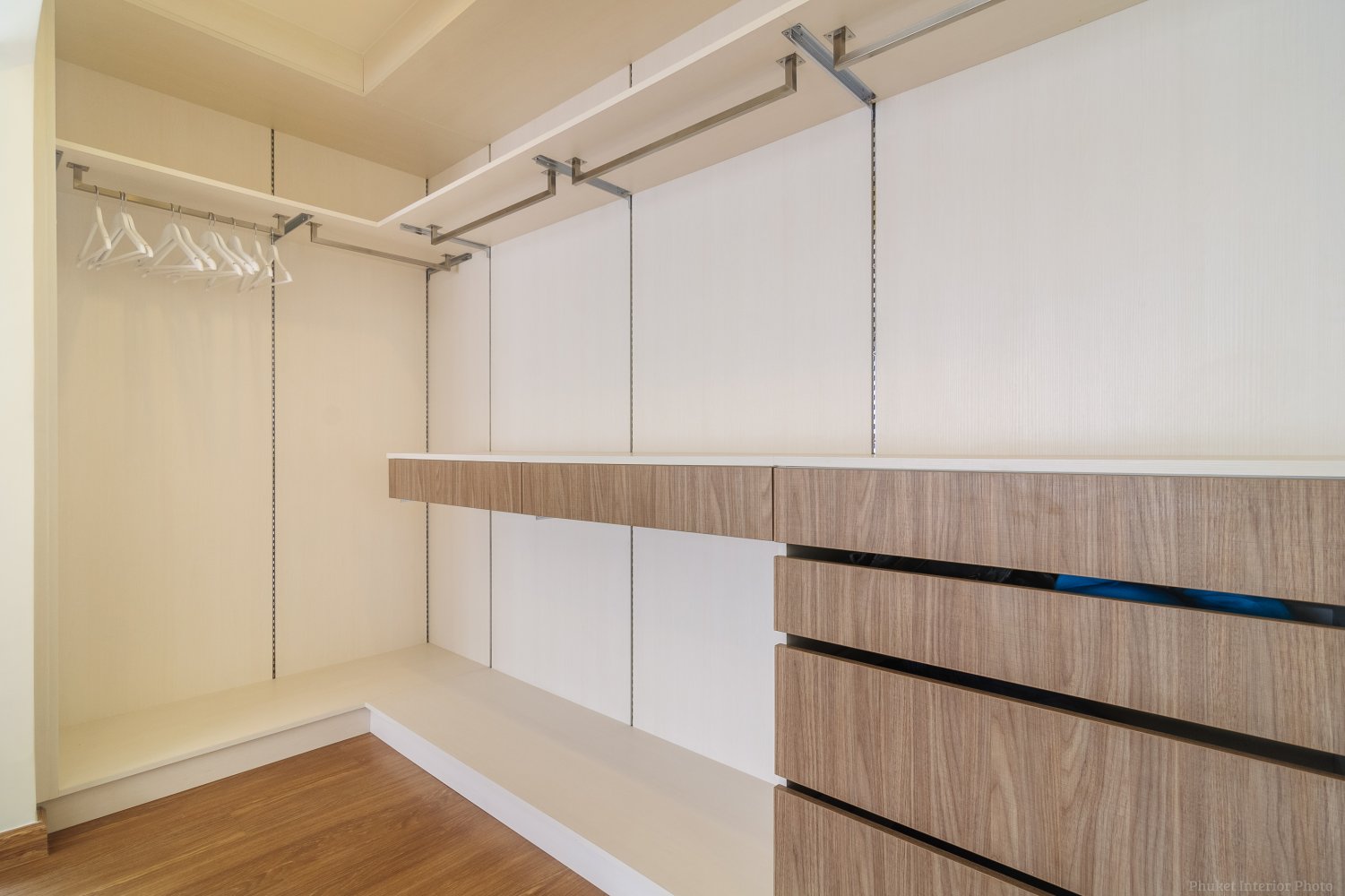 Property image - full photo 37