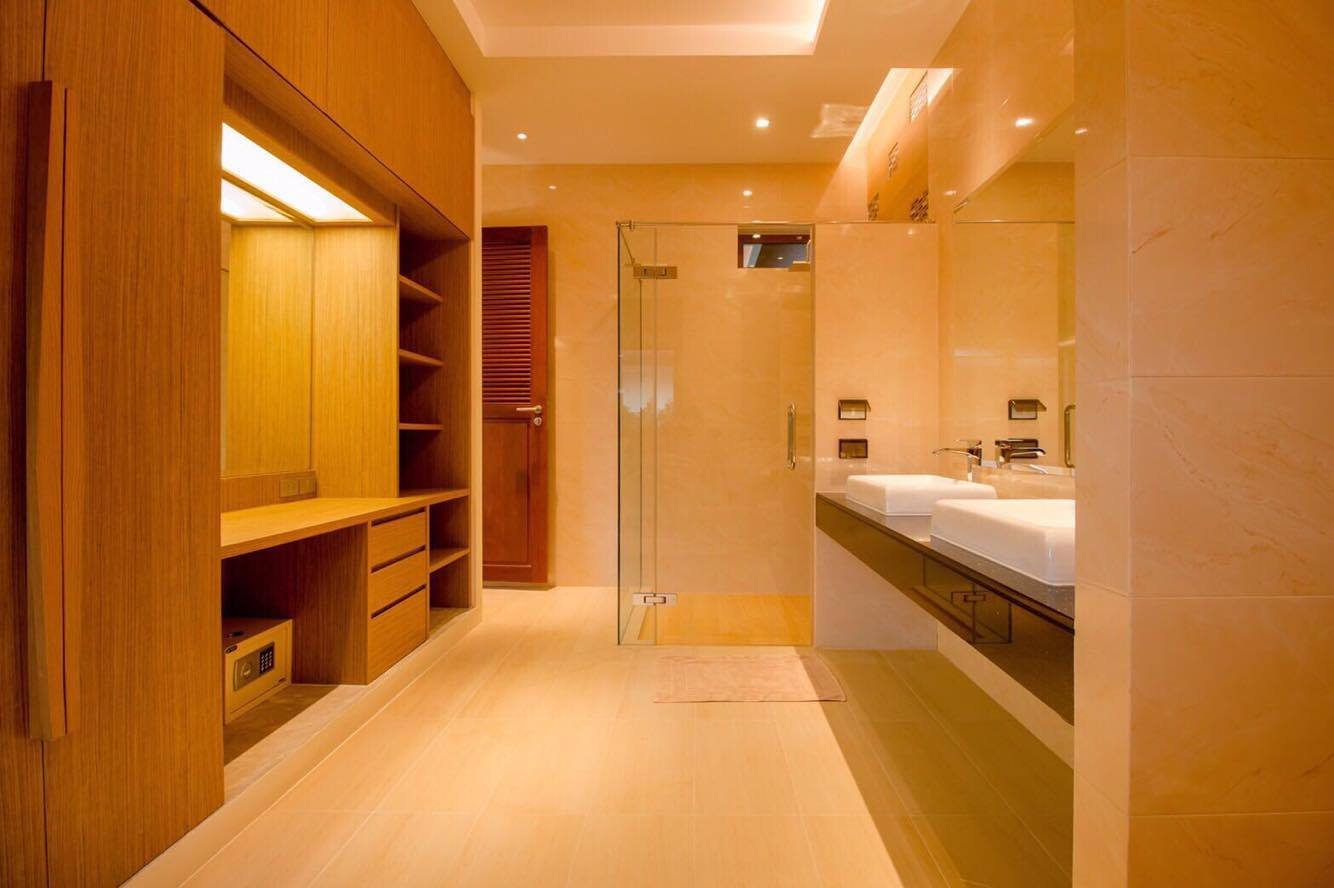 Property image - full photo 12