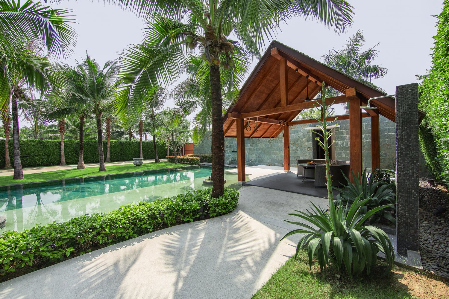 Property image - full photo 4