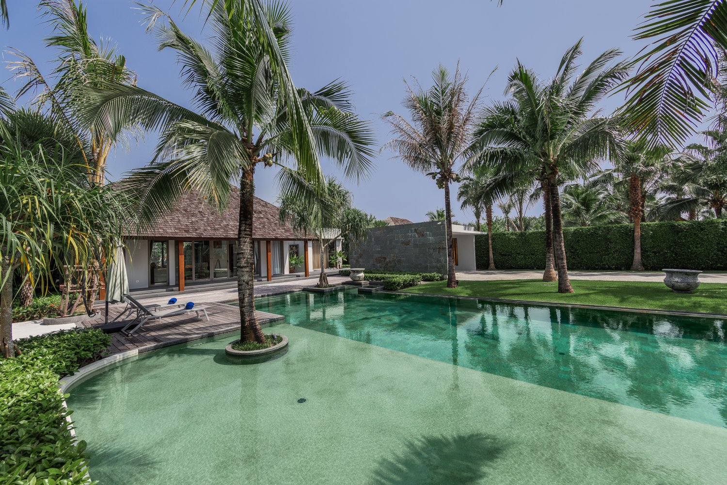 Property image - full photo 9
