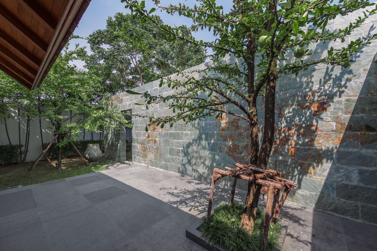 Property image - full photo 20
