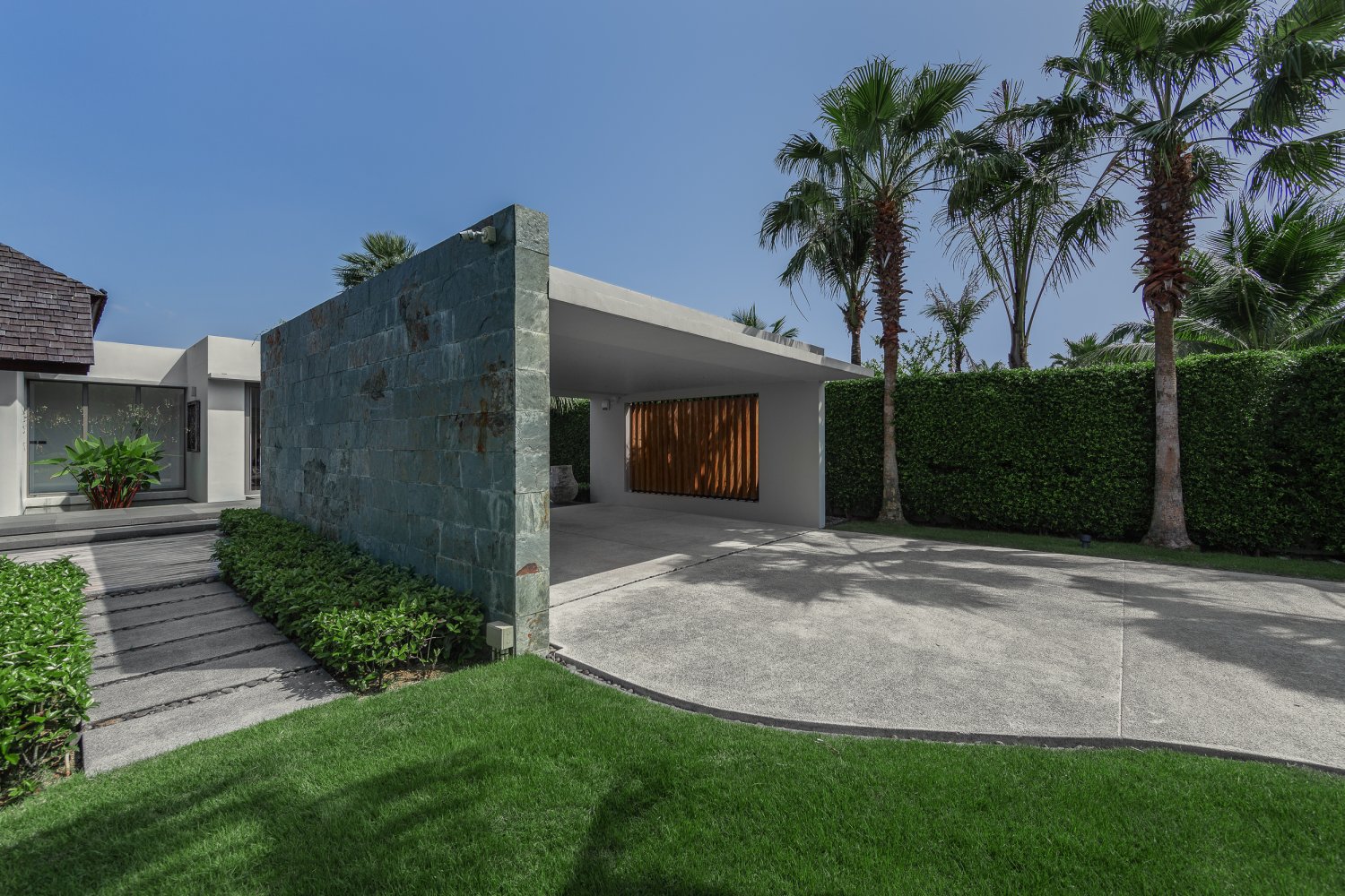 Property image - full photo 47